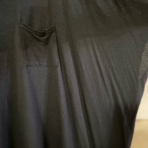 SALE! U-Knit black viscose oversized T-shirt - Picture 6 of 6